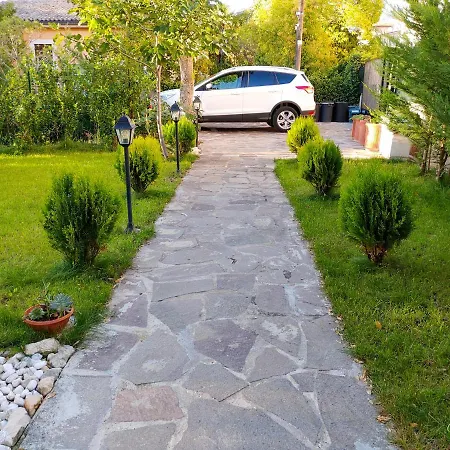 Diana Oda ve Kahvaltı 3*